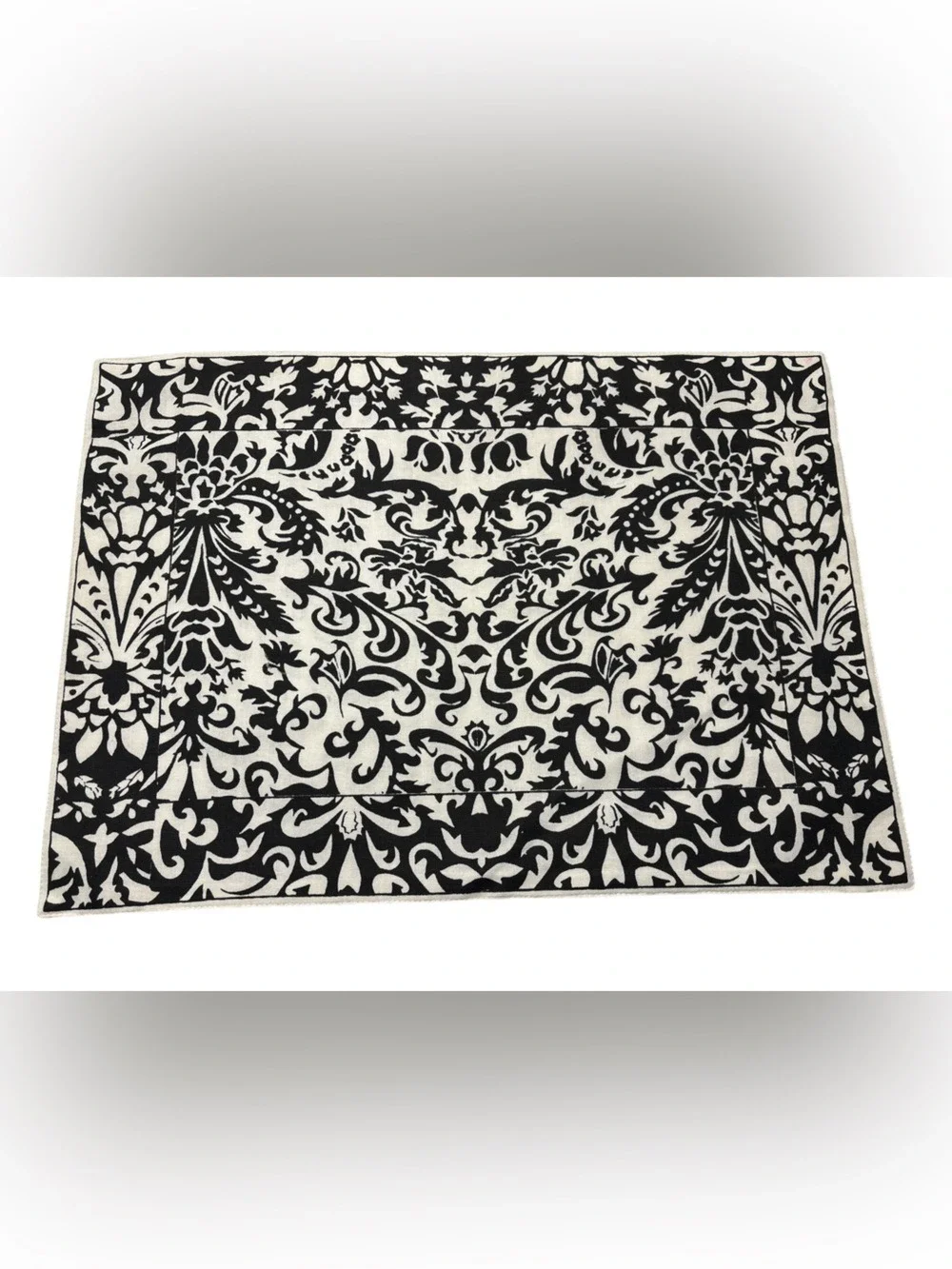 VTG STYLEHOME BLACK & CREAM PAISLEY DAMASK SET OF 4 TABLE PLACEMENTS 13